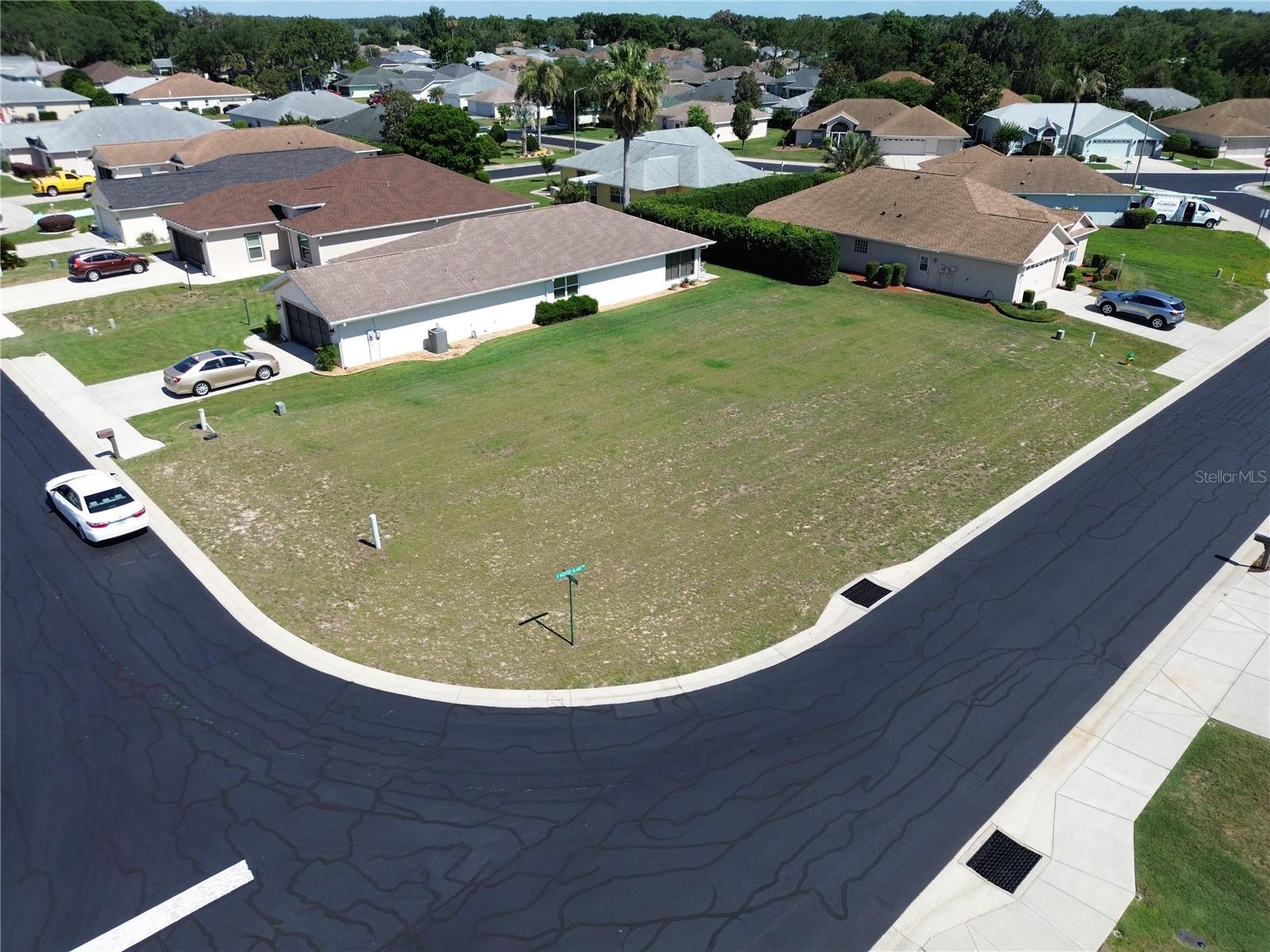 ARBOR LAKES UN III - Land