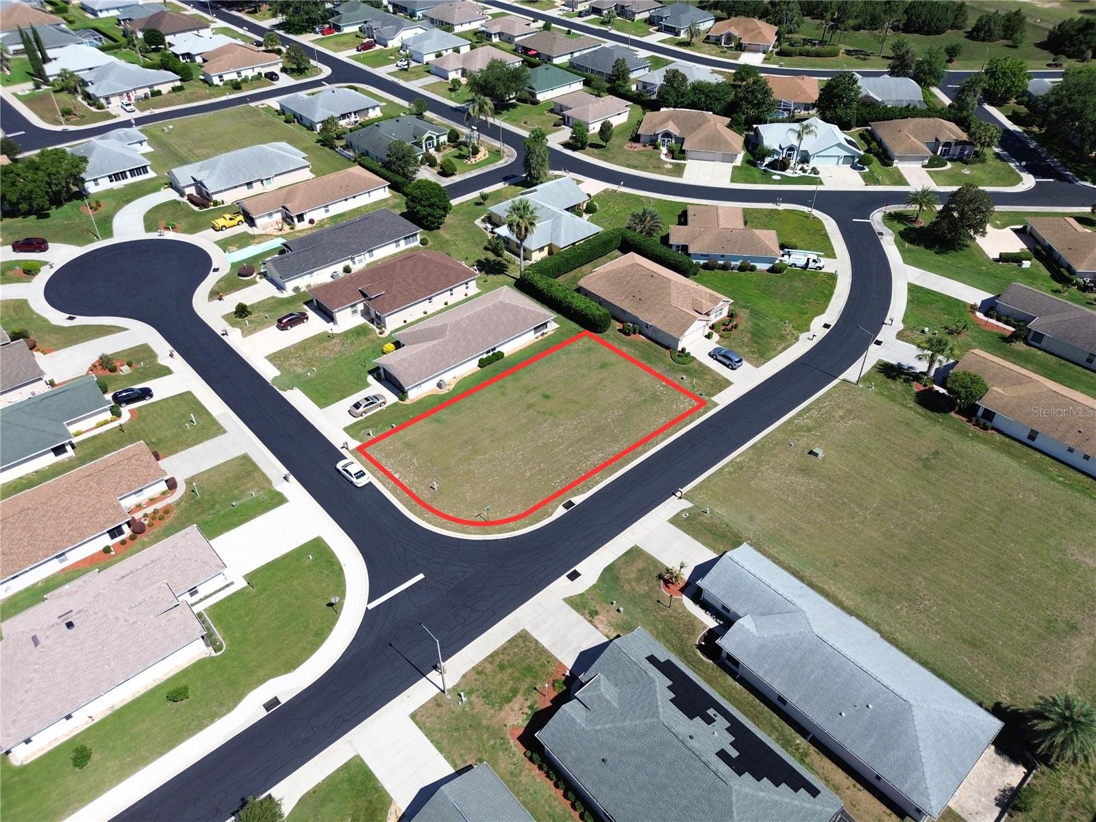 This desirable 0.18-acre lot in Arbor Lakes offers convenient access to Tsala Apopka Lake and the Withlacoochee State Trail. Dimensions are 65 feet of frontage by 121 feet of depth. Zoned PDR (Planned Development Residential), this community provides an established setting with numerous amenities including a clubhouse, fitness center, gated entry with guard, community pool, tennis courts, boat ramp, dock, and storage for boats, trailers, and RVs. Public water and sewer are available in the area. The property is located in Flood Zone X, indicating minimal flood hazard. Road access is via a private community road. Power is available from Duke Energy Florida. HOA fee: $515/quarter, covering cable TV, high-speed internet, pool, recreation facilities, road maintenance, street lights, security, and trash. An optional care-free package is available at an additional $270/month, which adds lawn care and exterior painting every seven years. Age restriction: 55+ community.
Parcel ID: 19E-18S-14-0170-00000-0290