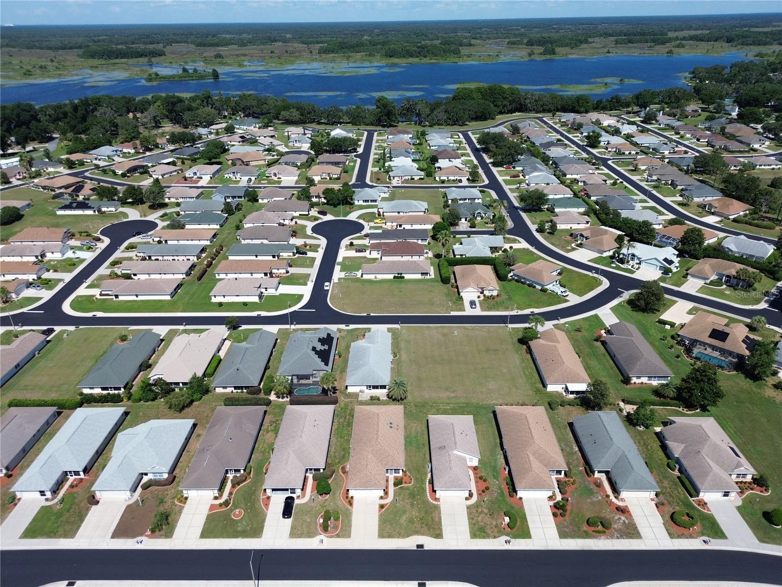 ARBOR LAKES UN III - Land