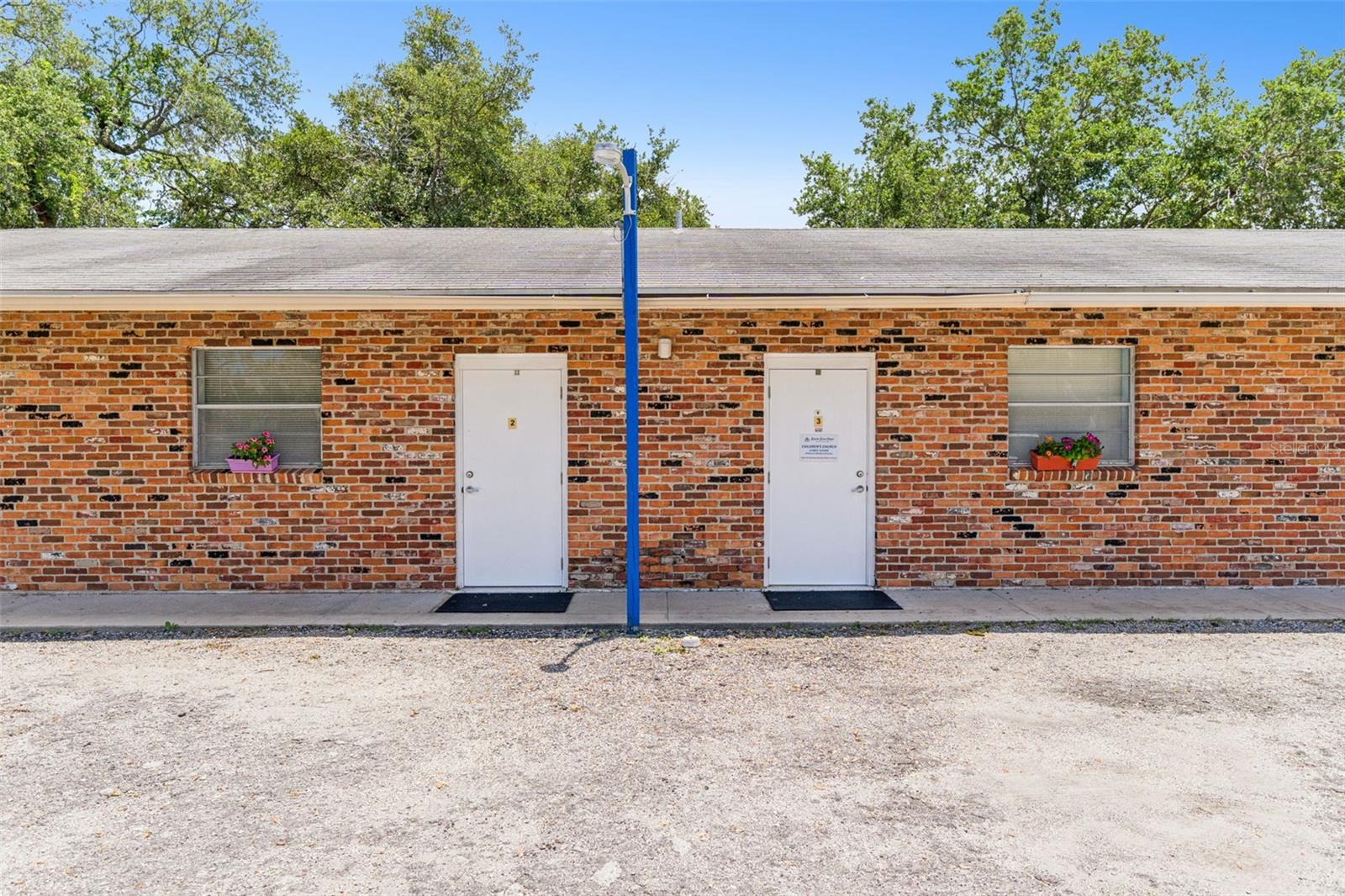 MASON & CARSWELLS HOLLY HILL - Commercial Sale