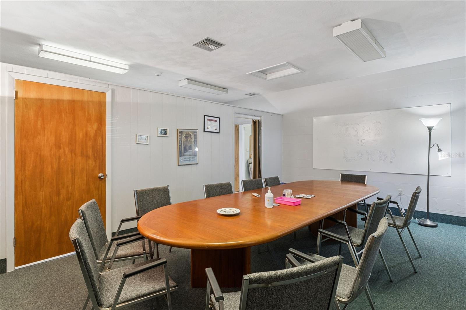 MASON & CARSWELLS HOLLY HILL - Commercial Sale
