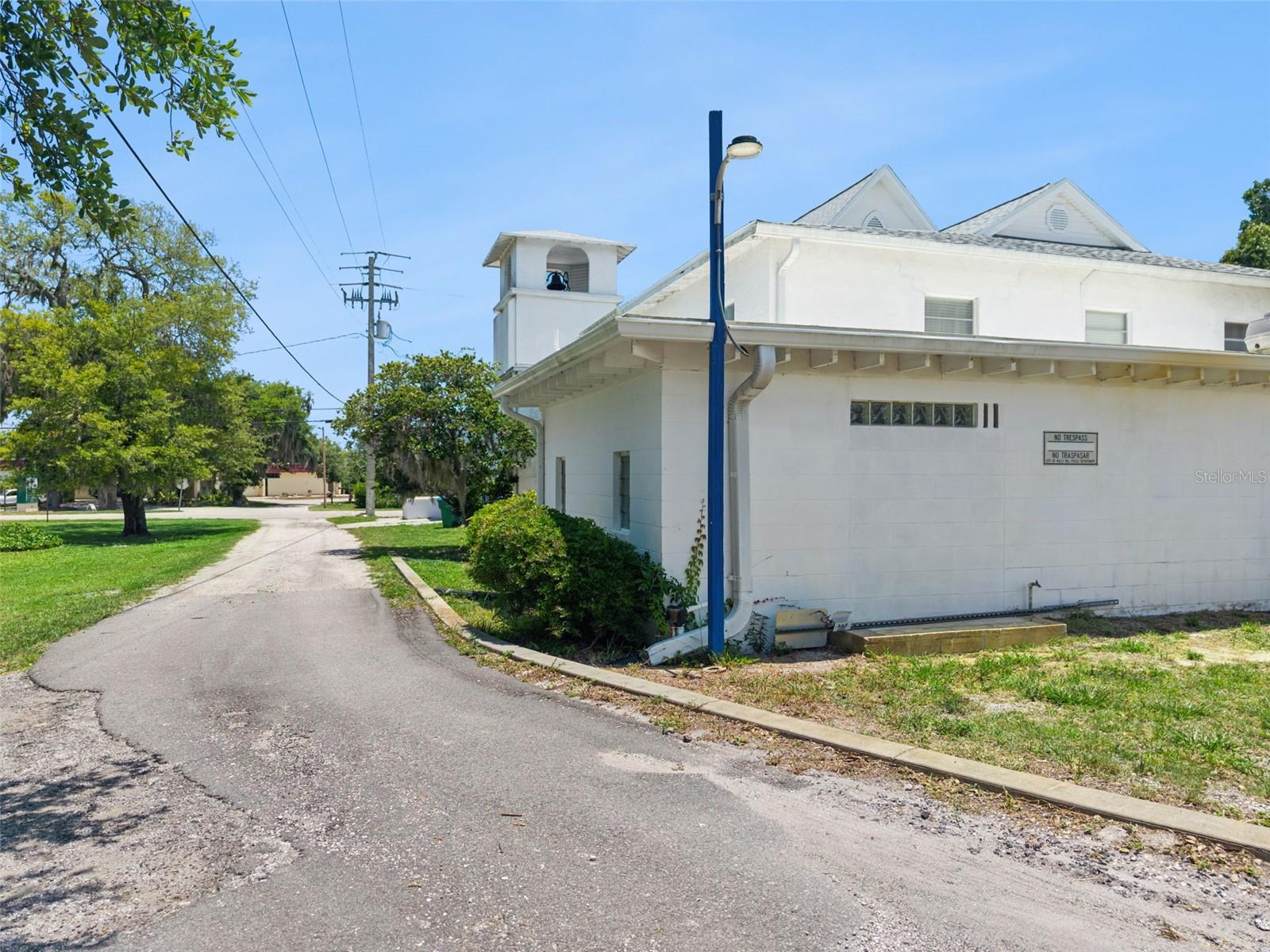 MASON & CARSWELLS HOLLY HILL - Commercial Sale