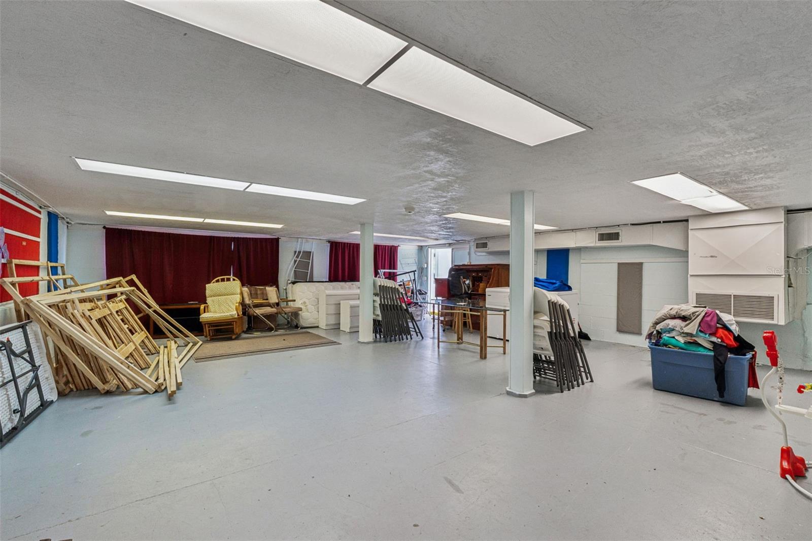 MASON & CARSWELLS HOLLY HILL - Commercial Sale