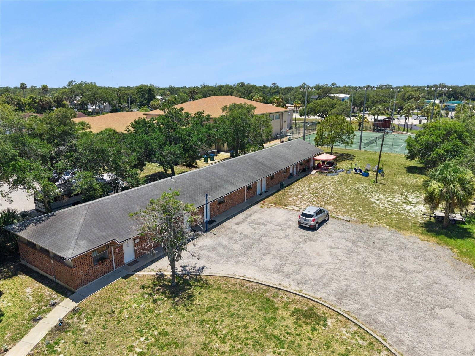 MASON & CARSWELLS HOLLY HILL - Commercial Sale