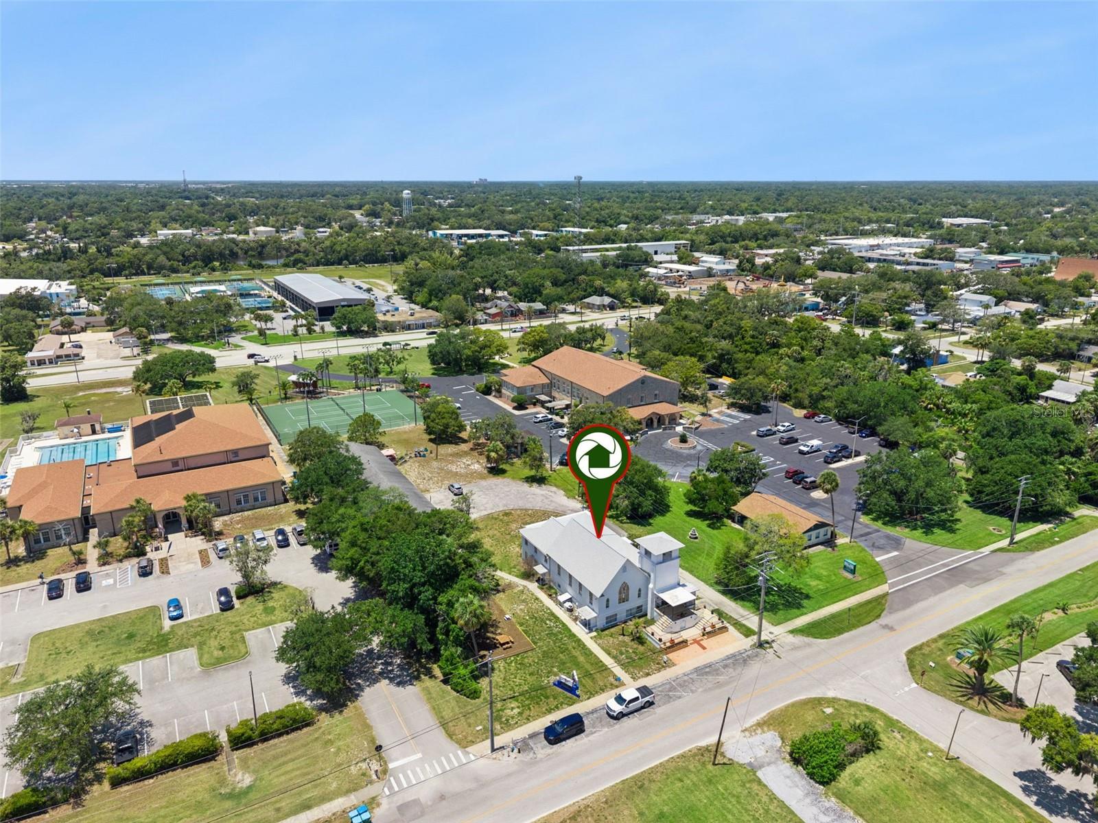 MASON & CARSWELLS HOLLY HILL - Commercial Sale