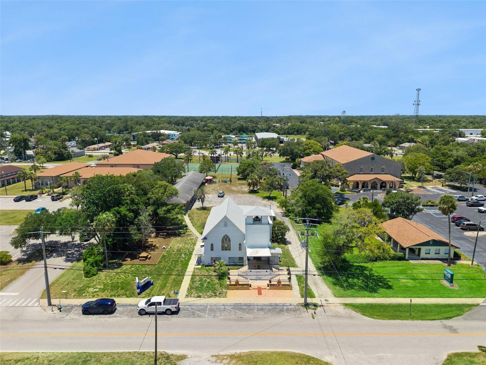 MASON & CARSWELLS HOLLY HILL - Commercial Sale