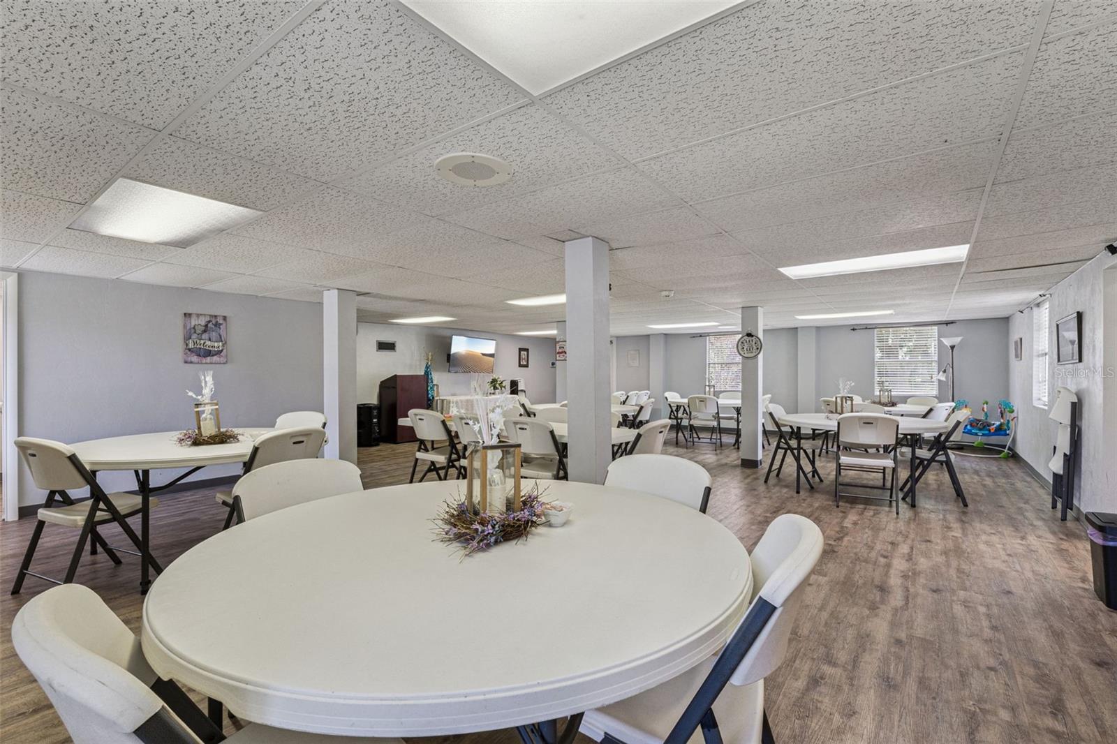 MASON & CARSWELLS HOLLY HILL - Commercial Sale