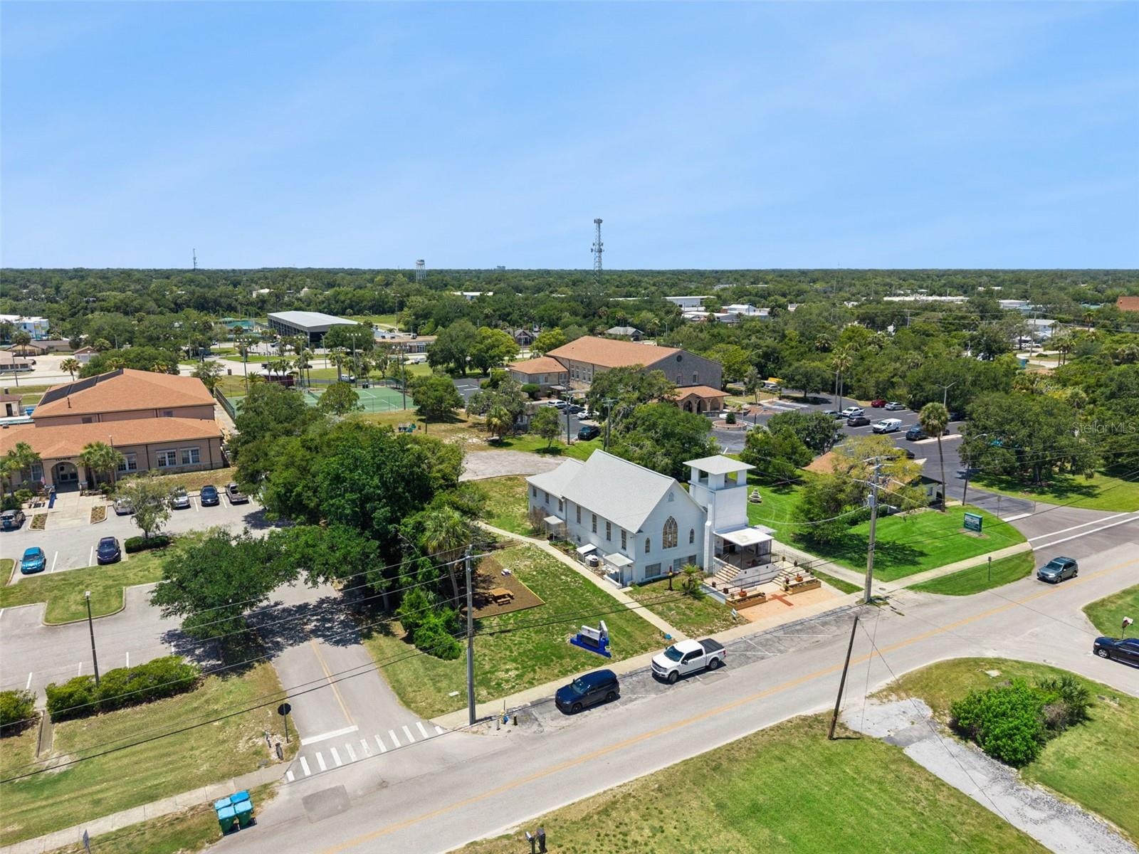 MASON & CARSWELLS HOLLY HILL - Commercial Sale
