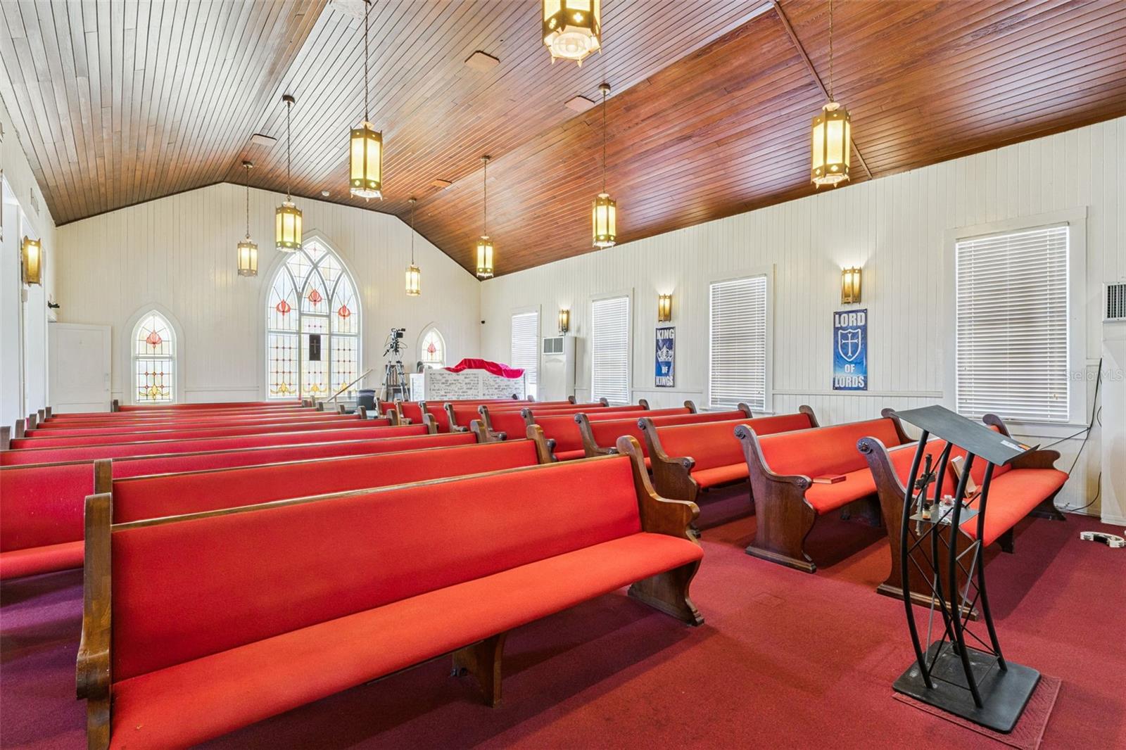 MASON & CARSWELLS HOLLY HILL - Commercial Sale