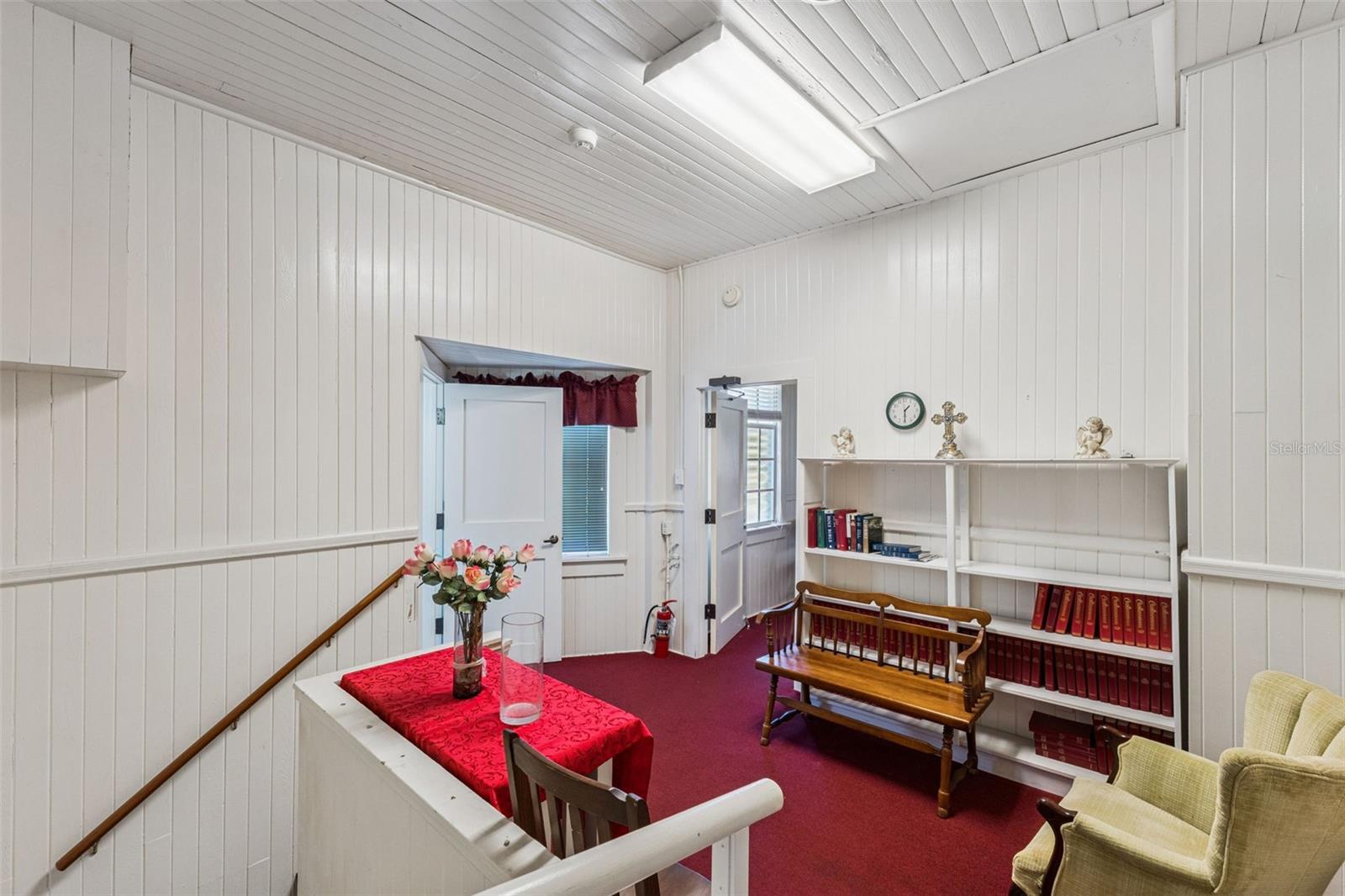 MASON & CARSWELLS HOLLY HILL - Commercial Sale