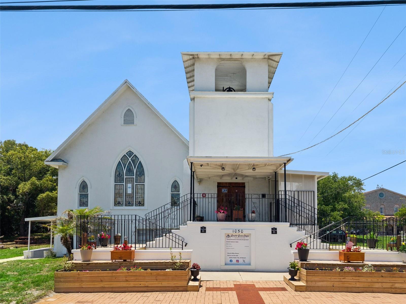 MASON & CARSWELLS HOLLY HILL - Commercial Sale