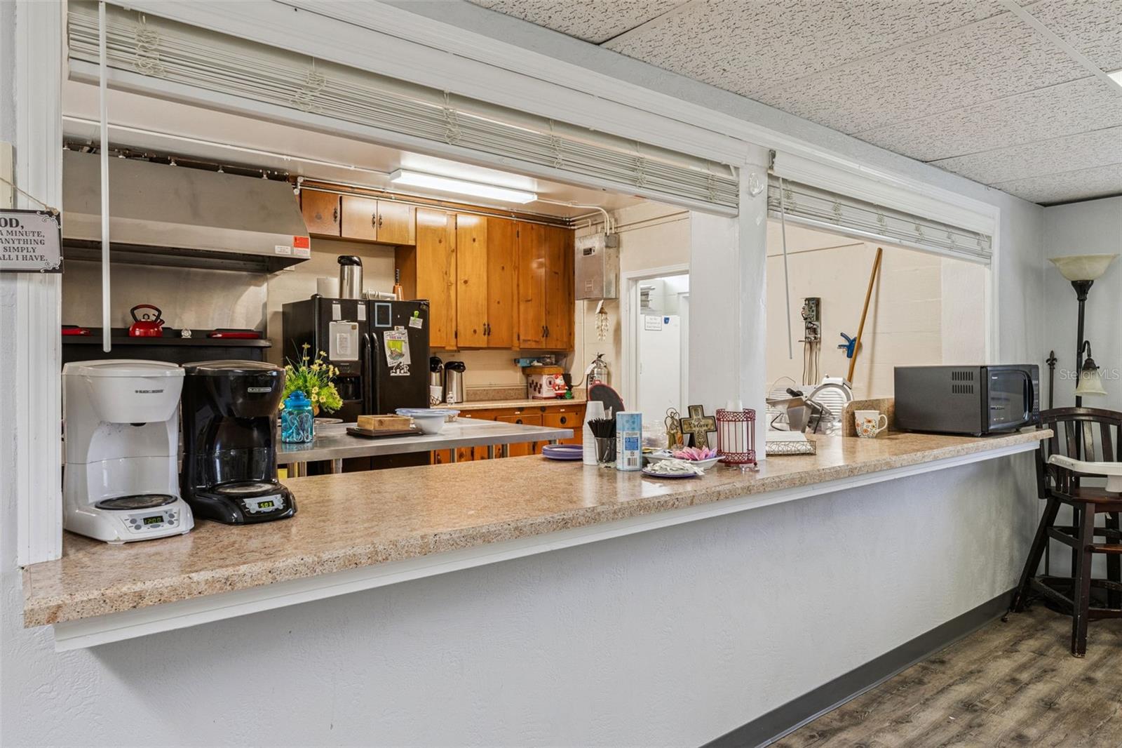 MASON & CARSWELLS HOLLY HILL - Commercial Sale