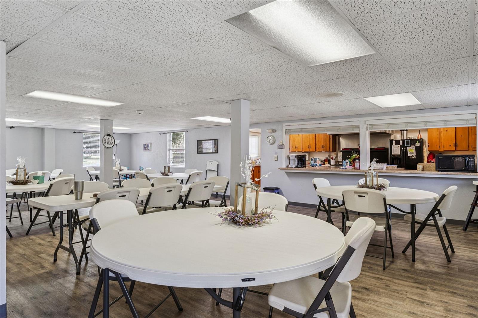 MASON & CARSWELLS HOLLY HILL - Commercial Sale