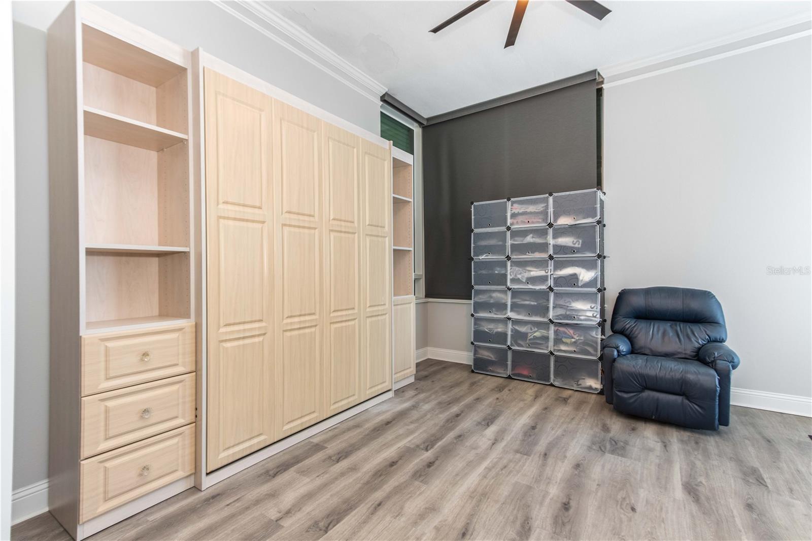 ULTIMAR THREE CONDO - Residential
