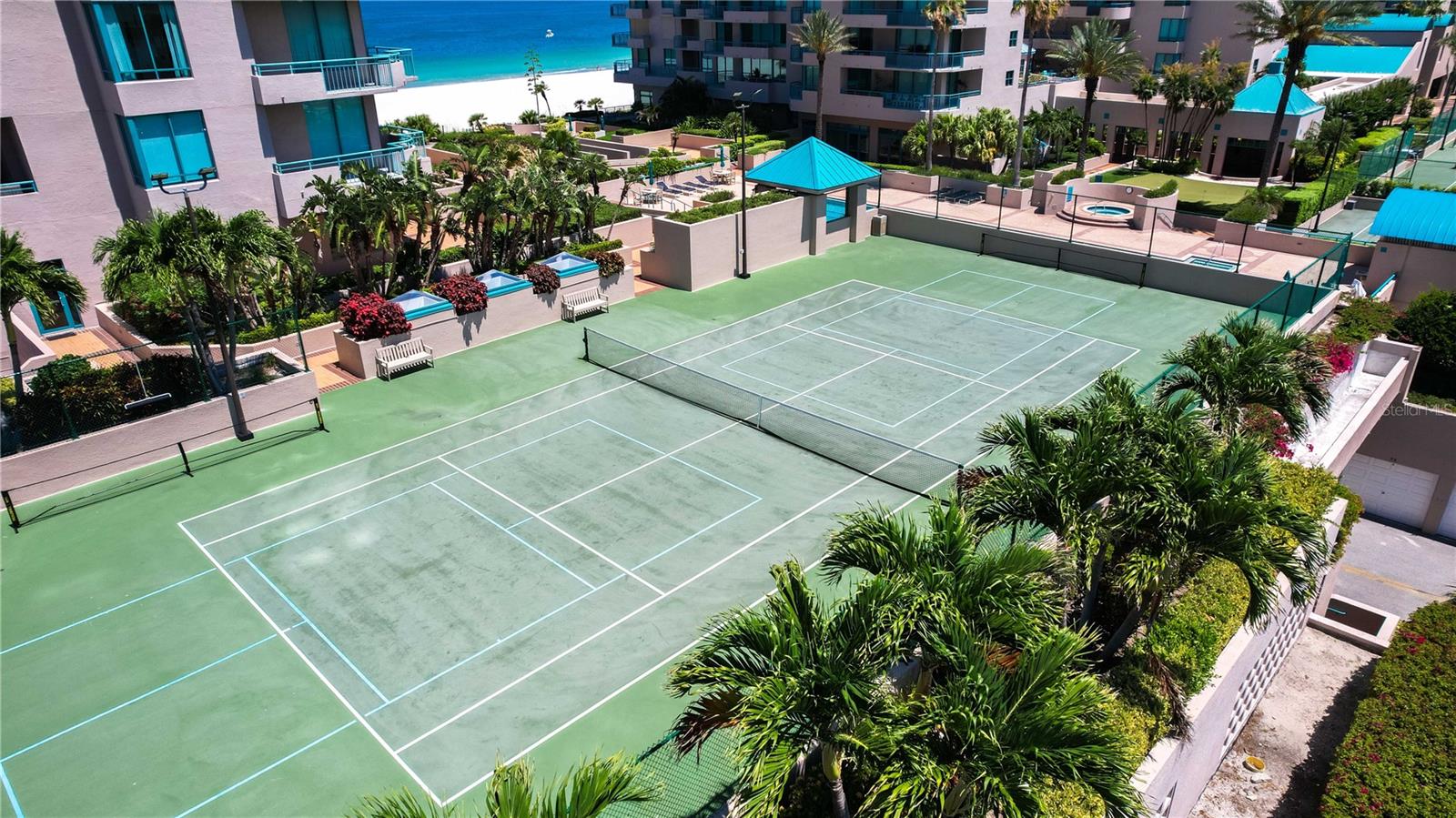 ULTIMAR THREE CONDO - Residential