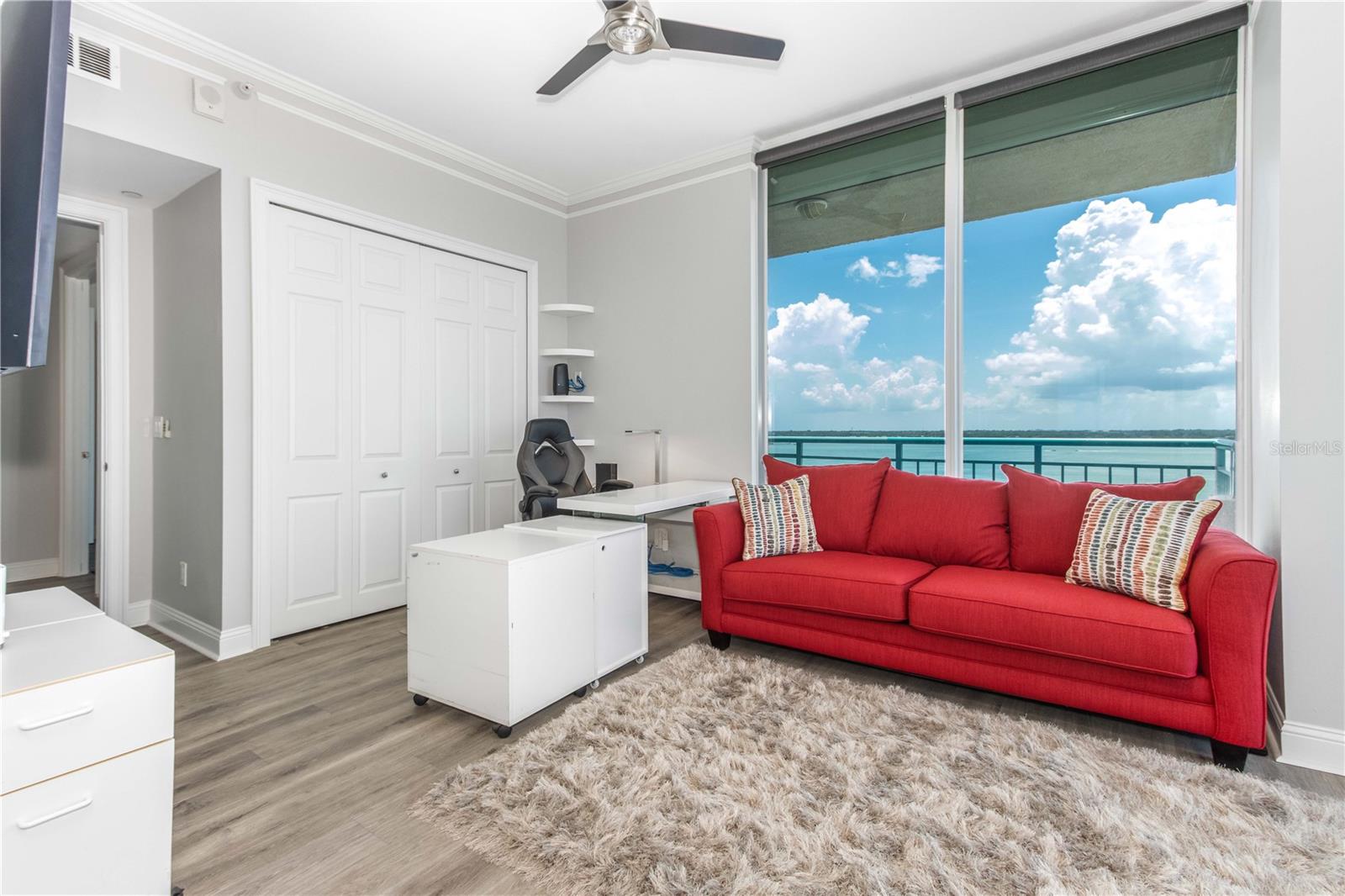 ULTIMAR THREE CONDO - Residential