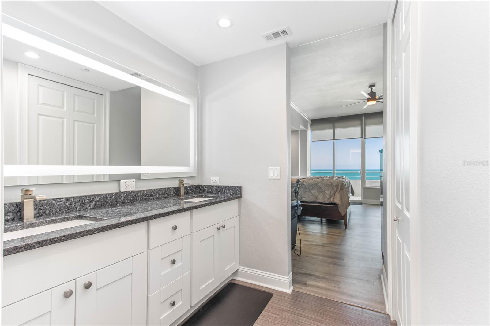 ULTIMAR THREE CONDO - Residential