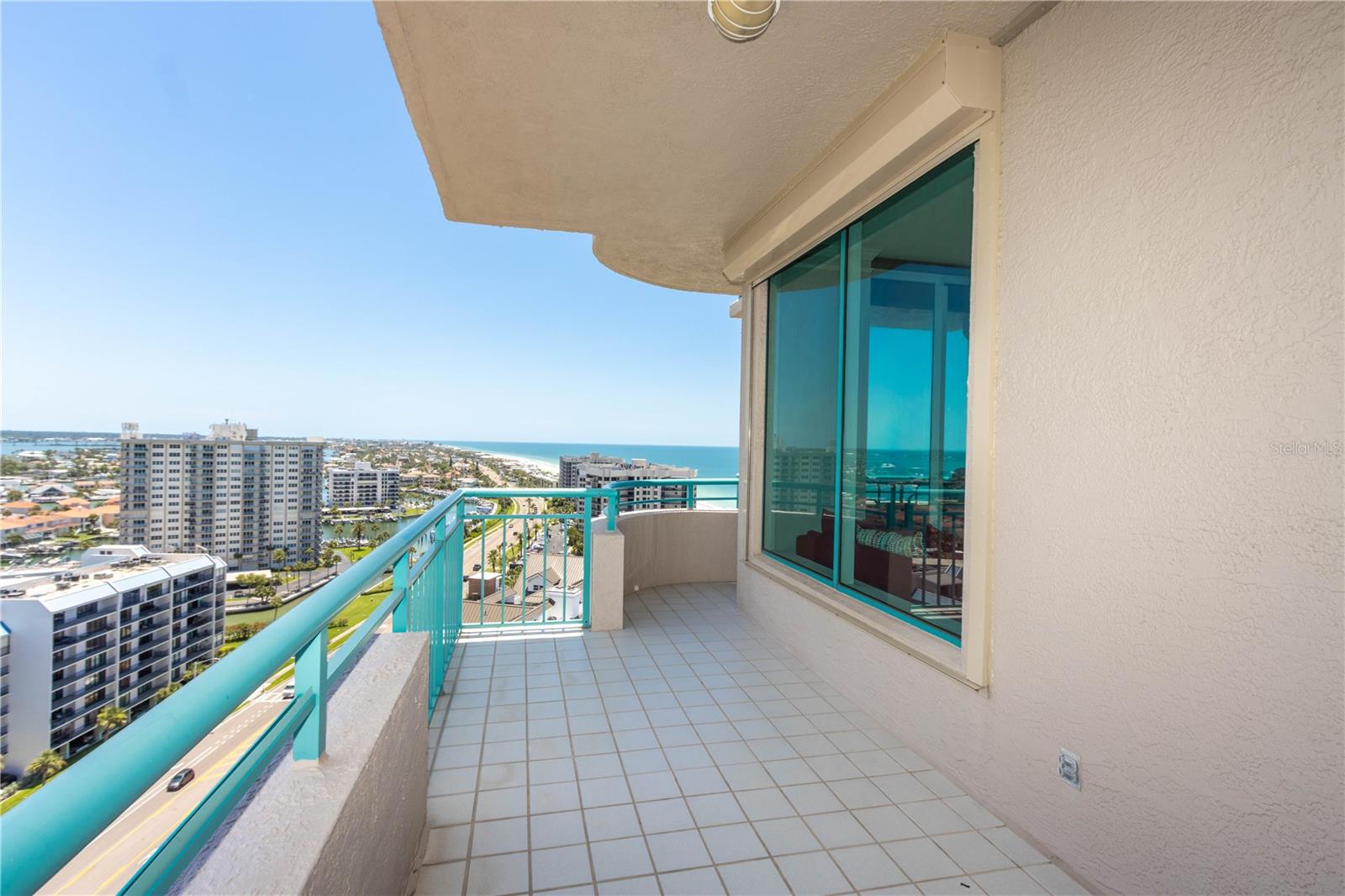 ULTIMAR THREE CONDO - Residential