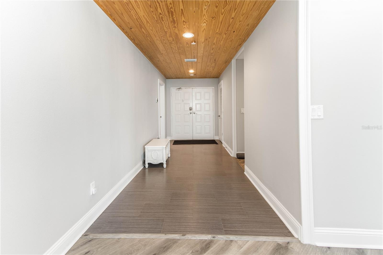 ULTIMAR THREE CONDO - Residential