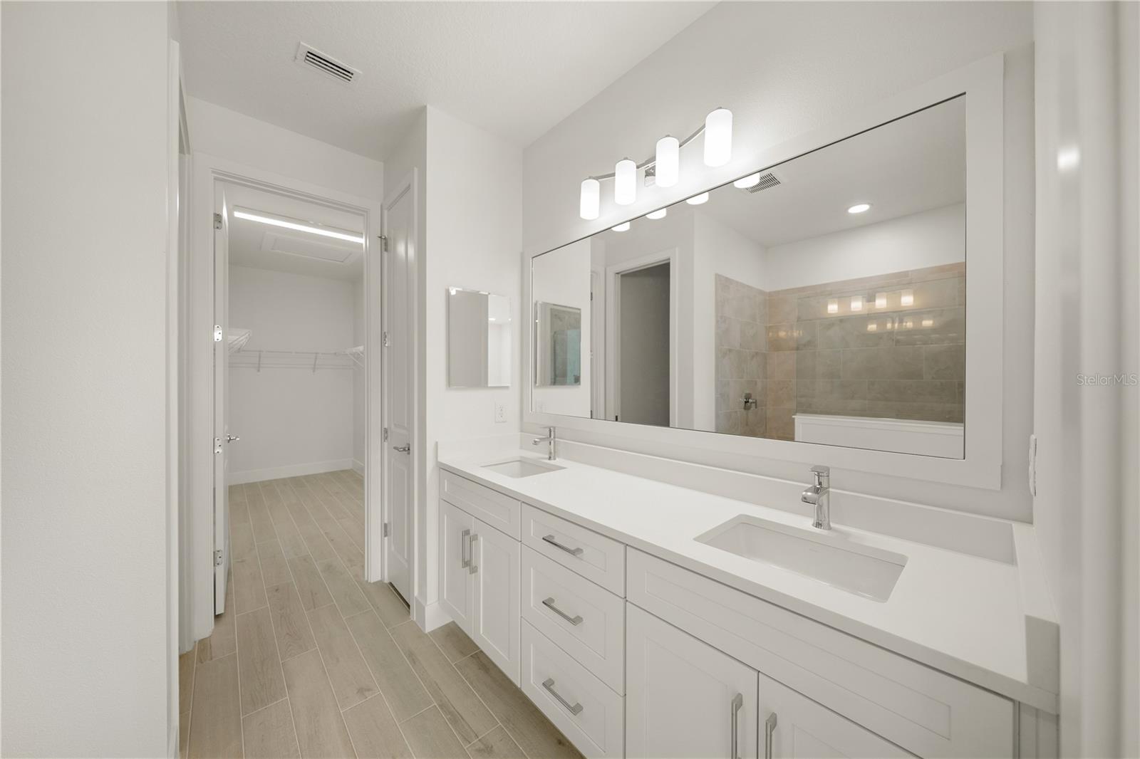 SHELLSTONE AT WATERSIDE - Residential