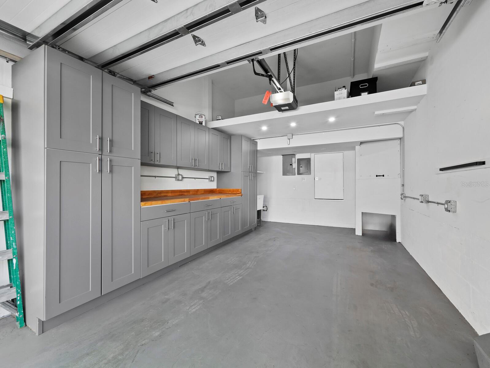 LIBRARY MEWS - Residential