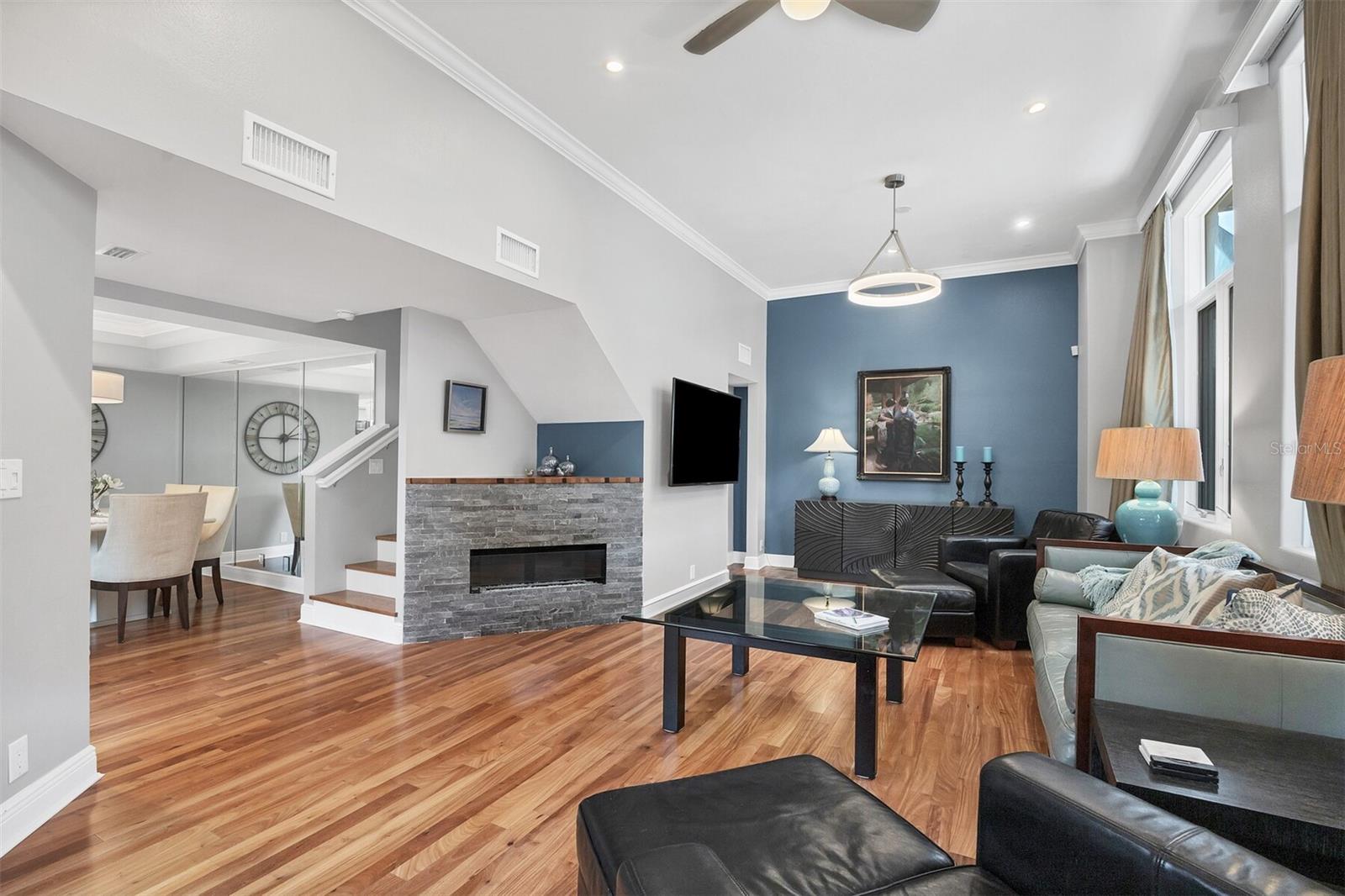 LIBRARY MEWS - Residential