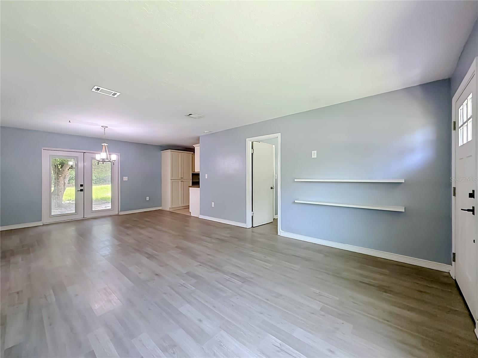 ACREAGE & UNREC - Residential