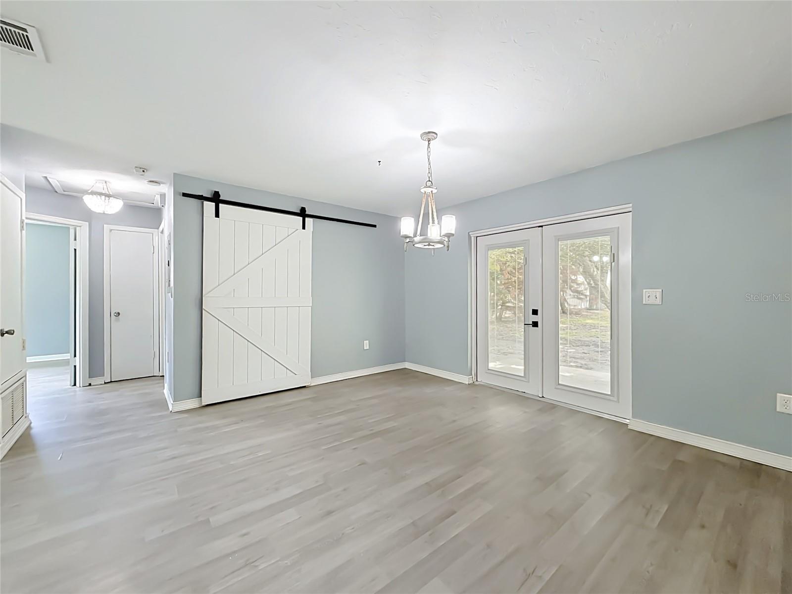 ACREAGE & UNREC - Residential