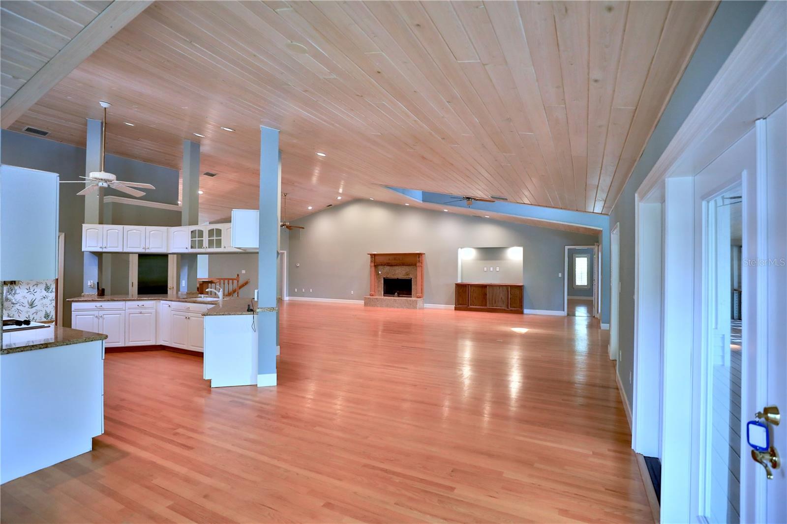 BLUE COVE - Residential