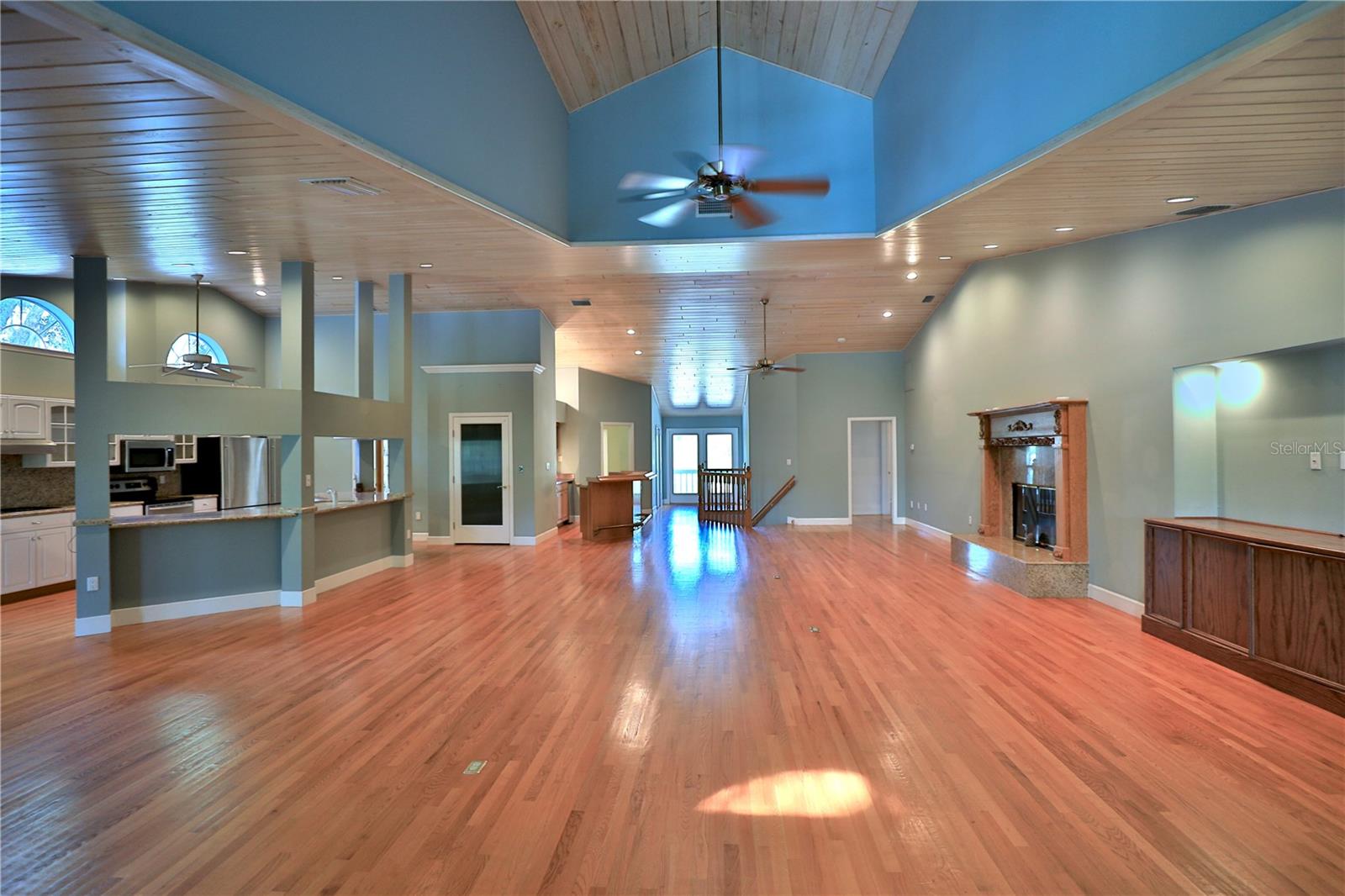 BLUE COVE - Residential