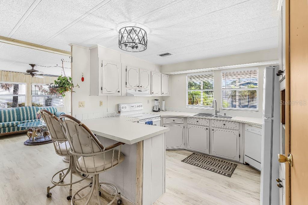 ALLIGATOR PARK COOP - Residential