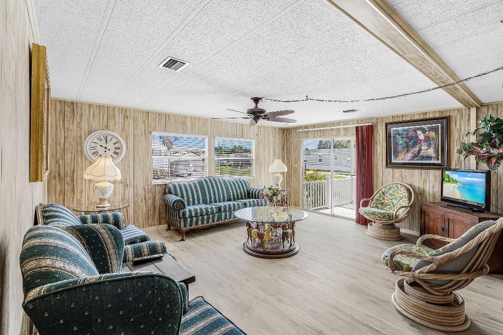 ALLIGATOR PARK COOP - Residential