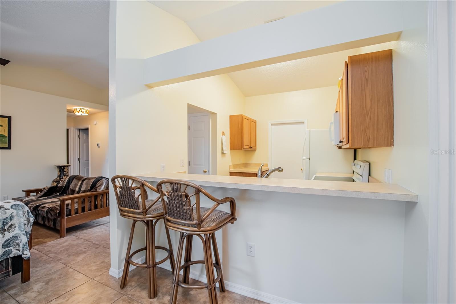 STONES THROW - Residential