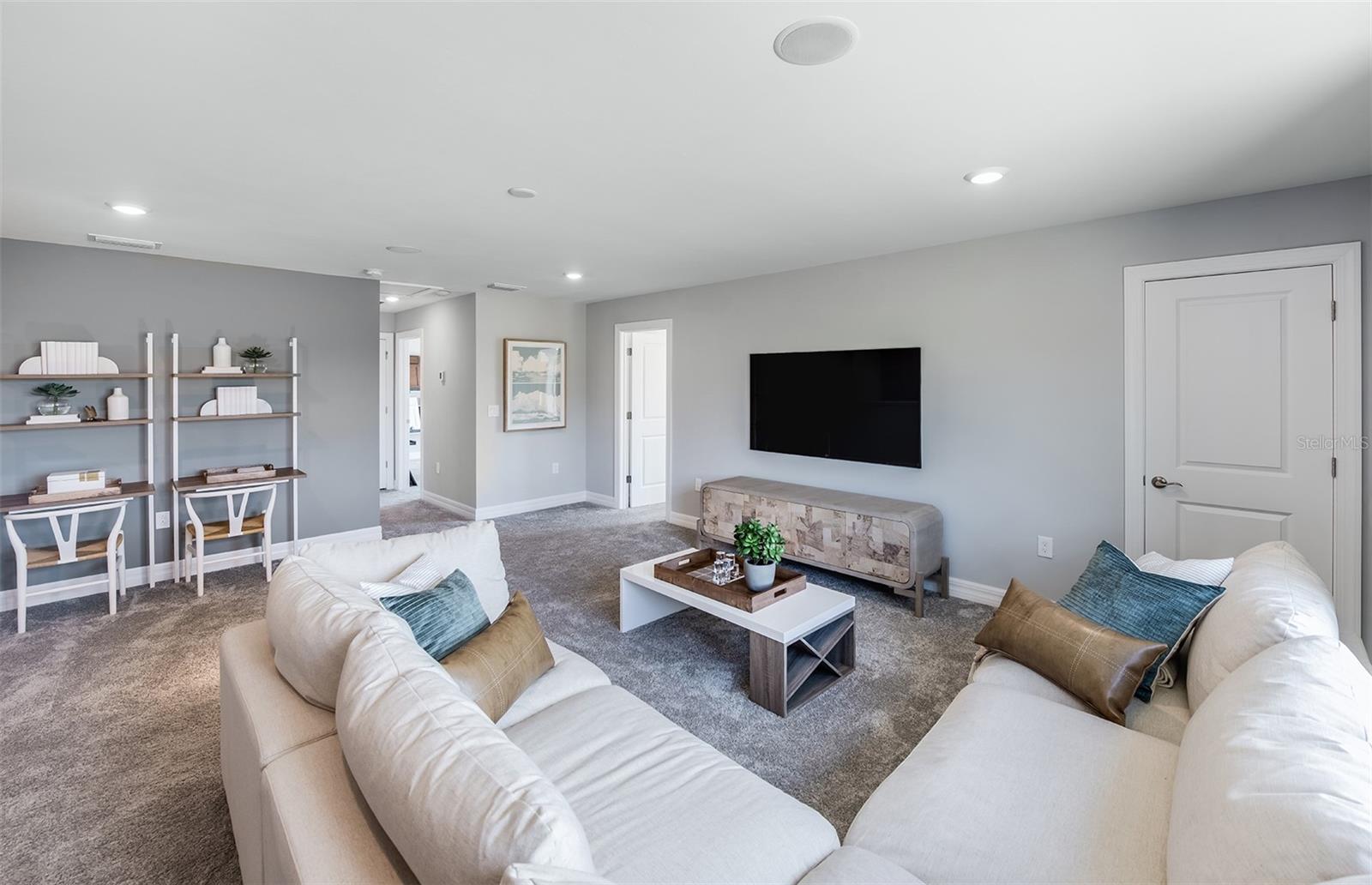 3550 - SUMMER COURT ESTATES - Residential