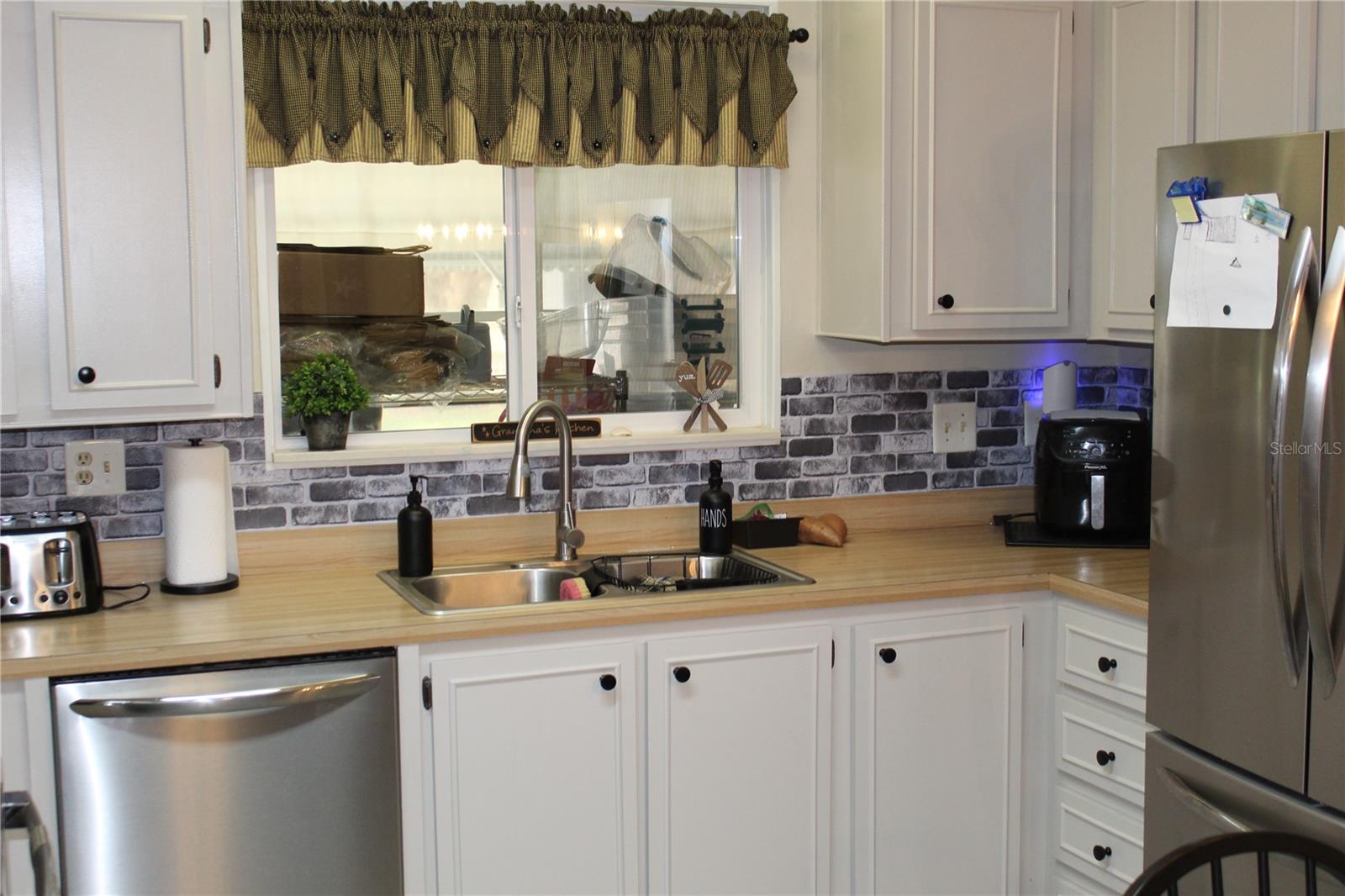 TWIN FOUNTAINS INC A CONDO MHP - Residential
