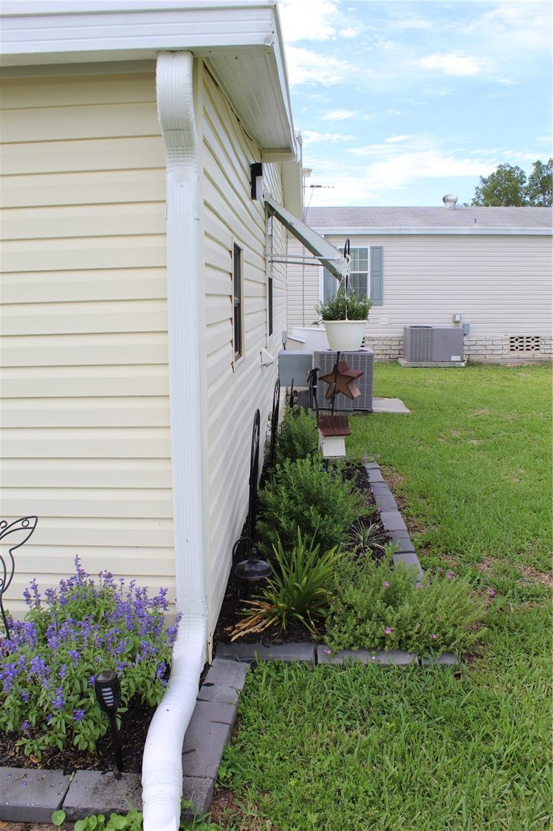 TWIN FOUNTAINS INC A CONDO MHP - Residential