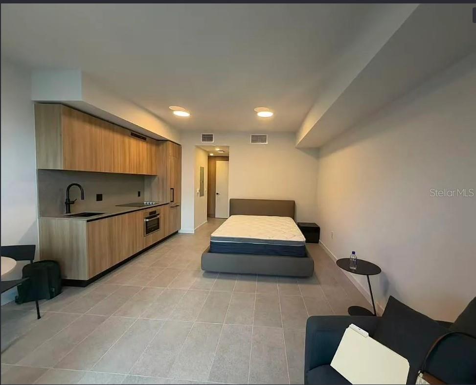 501 FIRT RESIDENCES CONDOMINIUM - Residential