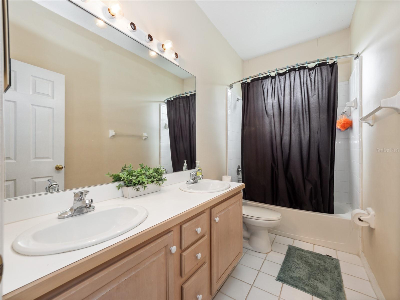 SAND LAKE POINT UNIT 4 - Residential