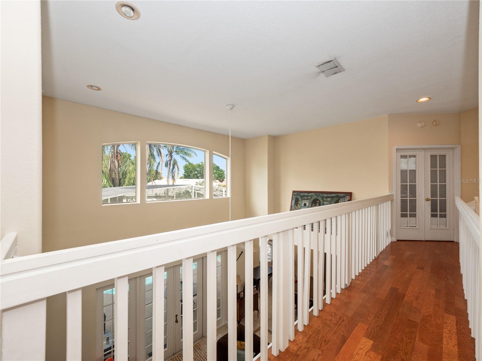 SAND LAKE POINT UNIT 4 - Residential