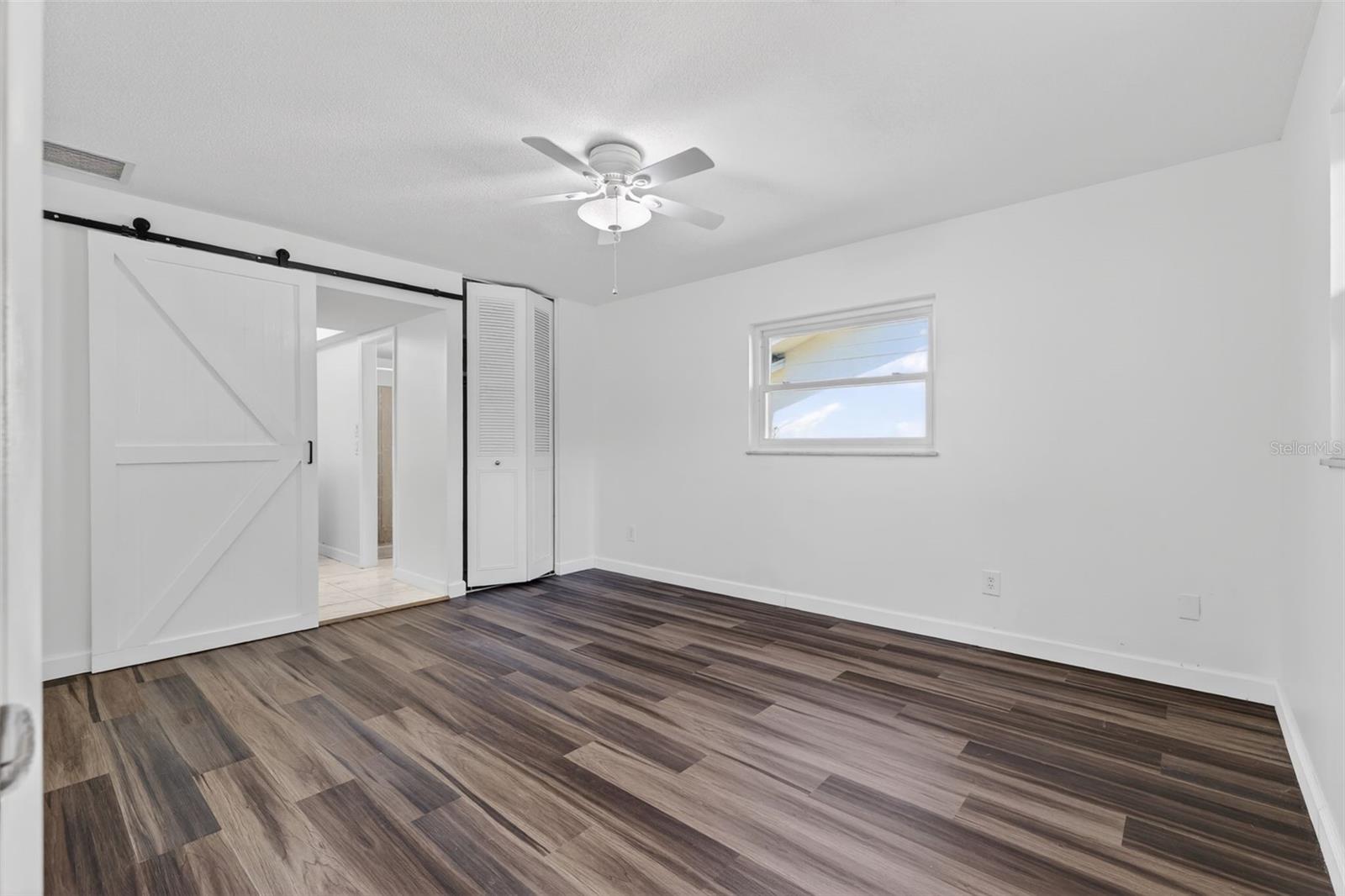 INDIAN HILLS - Residential