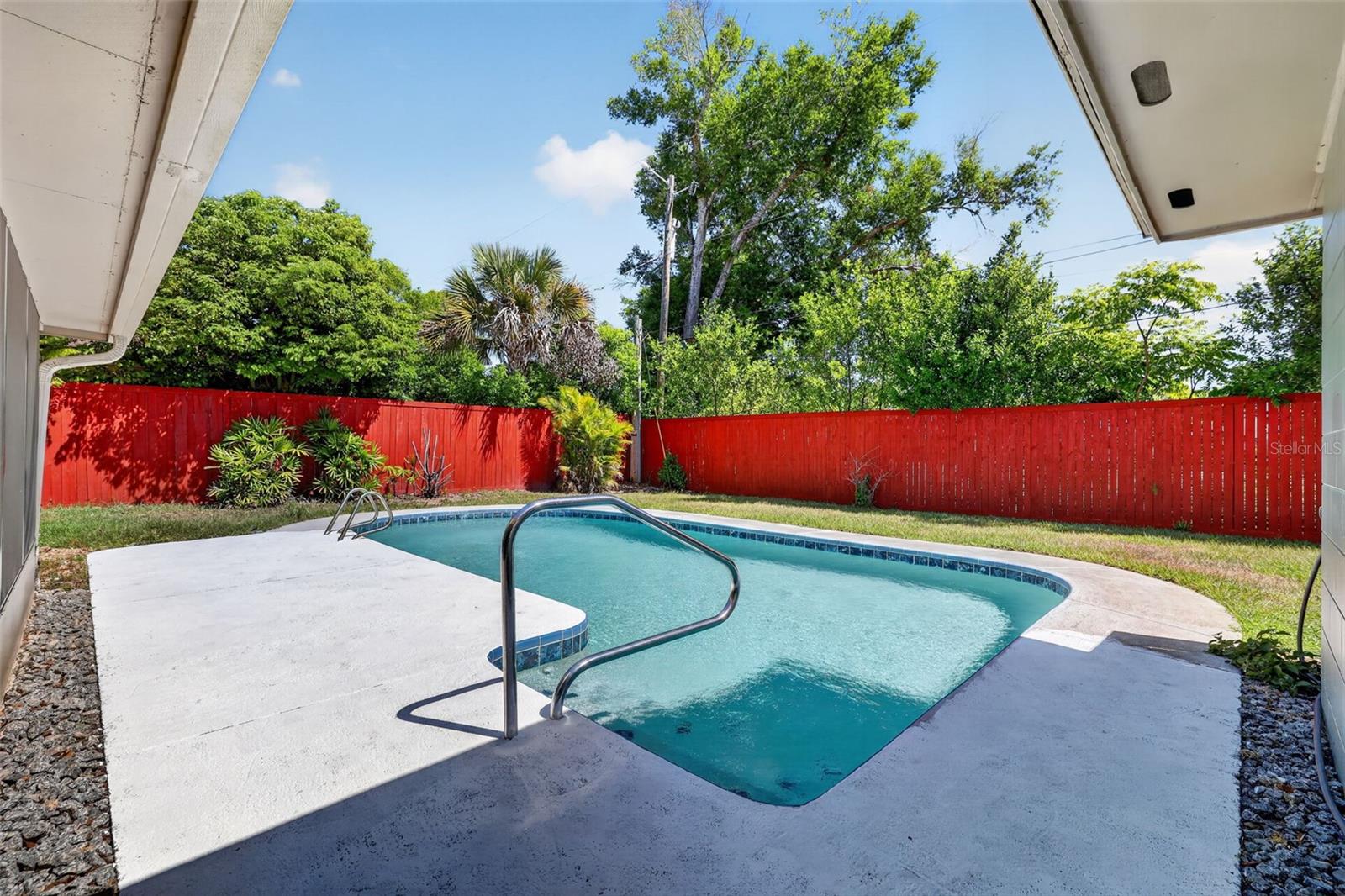 INDIAN HILLS - Residential
