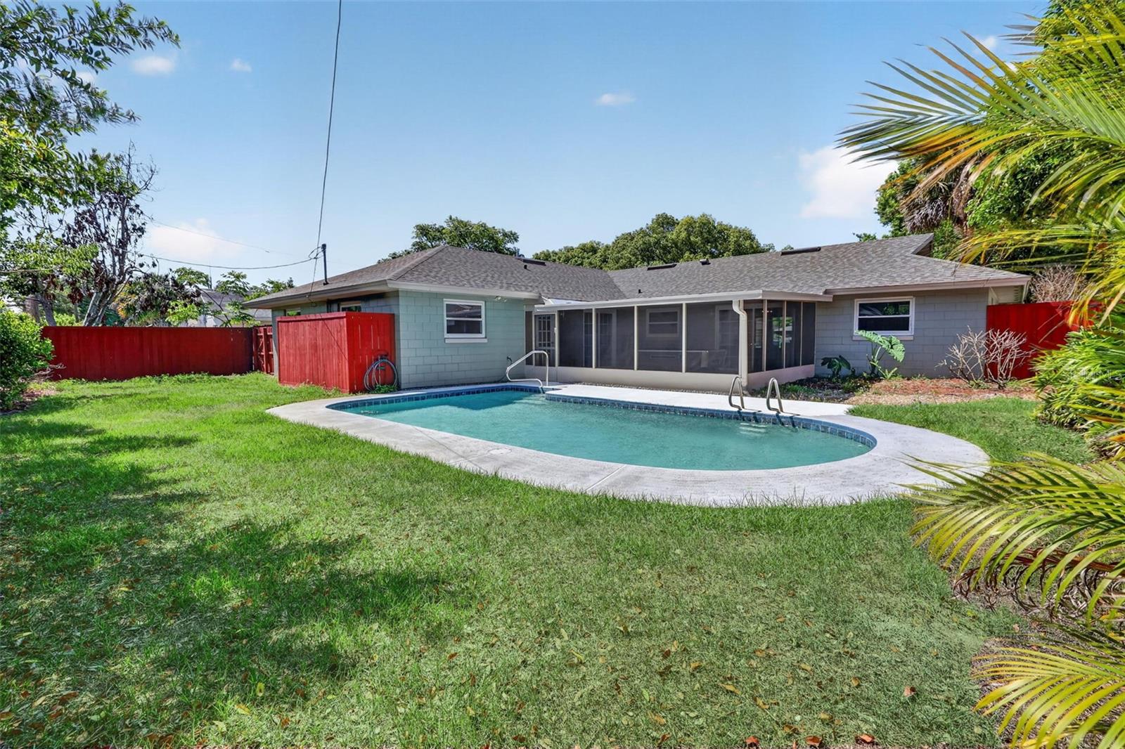 INDIAN HILLS - Residential