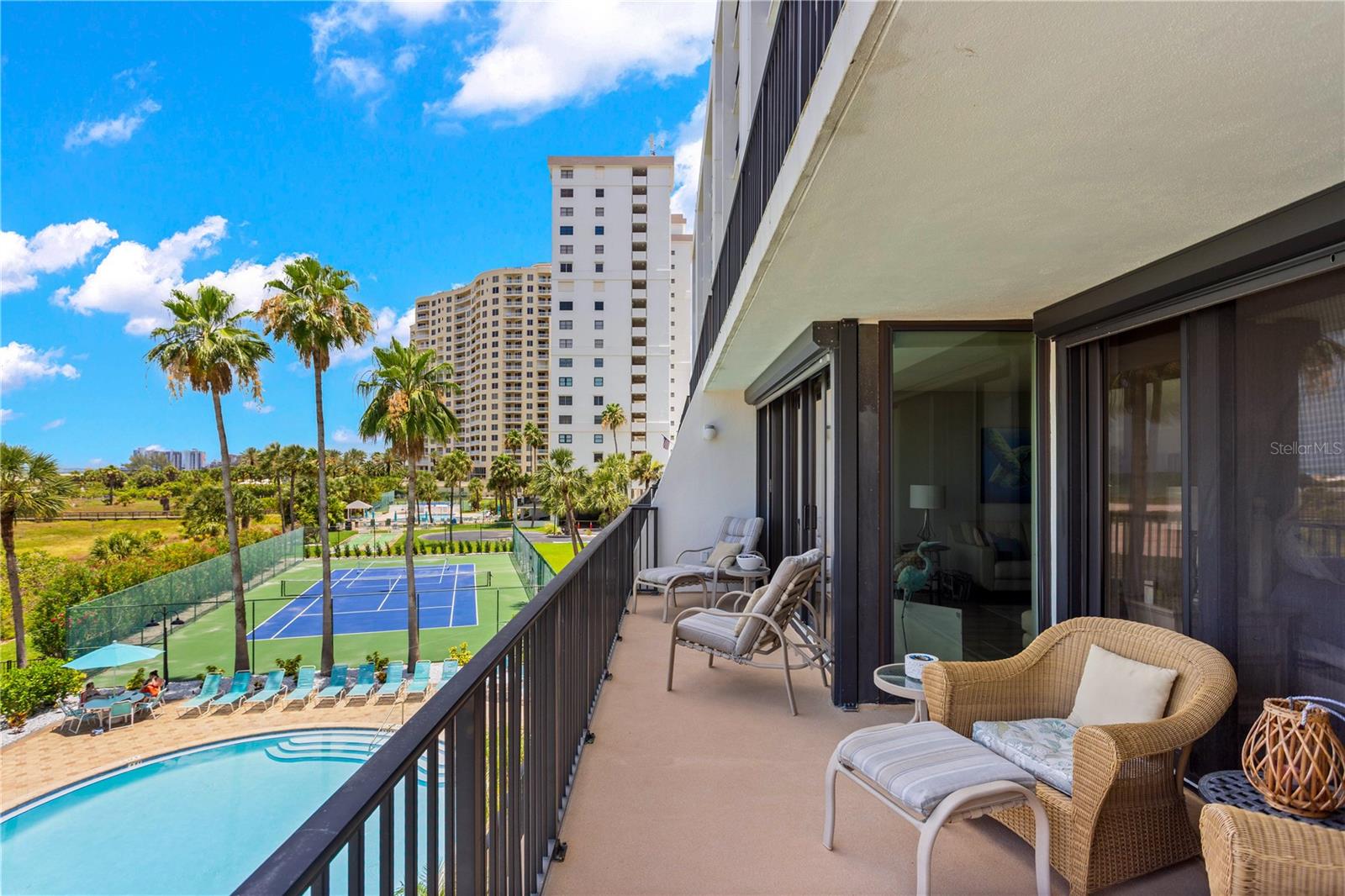 LANDMARK TOWERS 2 - Residential