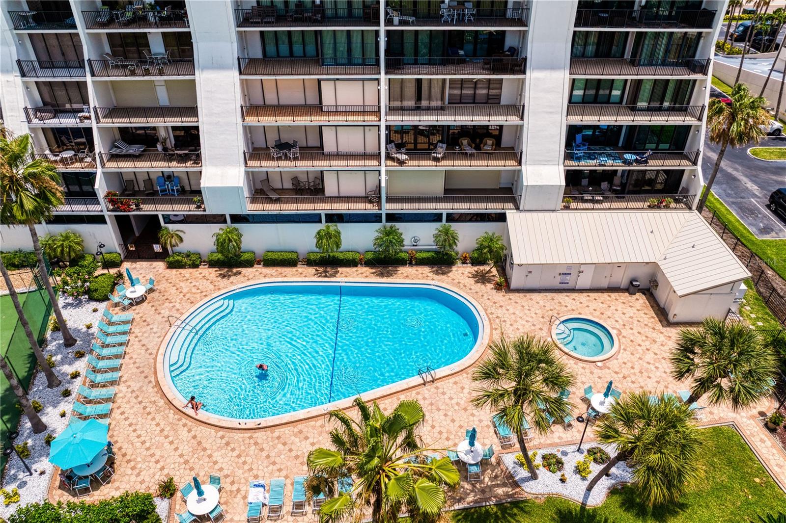 LANDMARK TOWERS 2 - Residential
