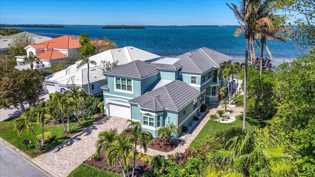 QUEENS HARBOUR - Residential