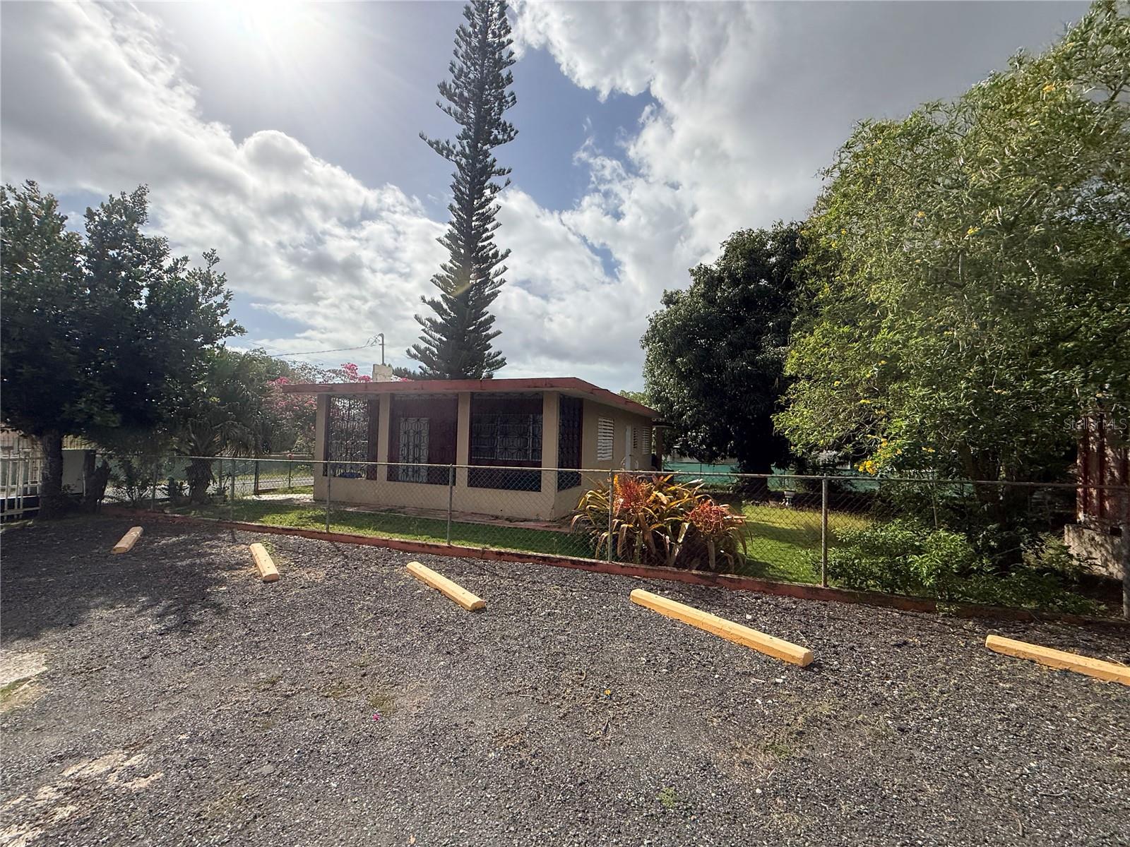 LLANOS COSTA - Residential