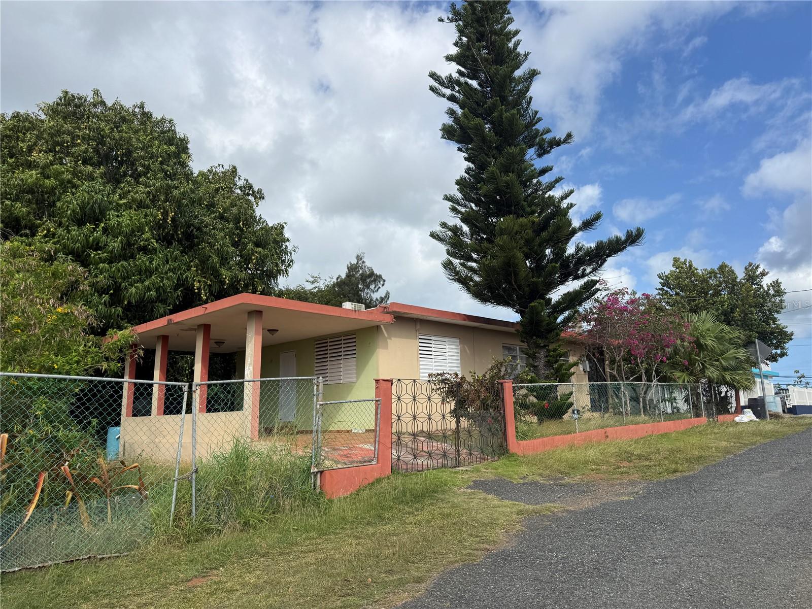 LLANOS COSTA - Residential