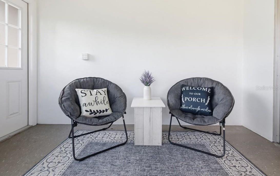 LAKES UNIT I THE - Residential