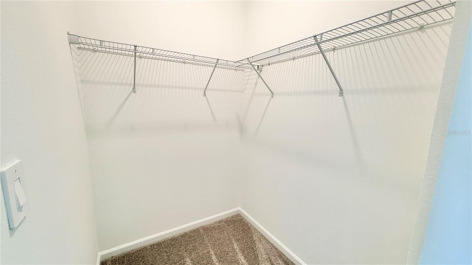 CROSSWINDS 50'S - Residential Lease