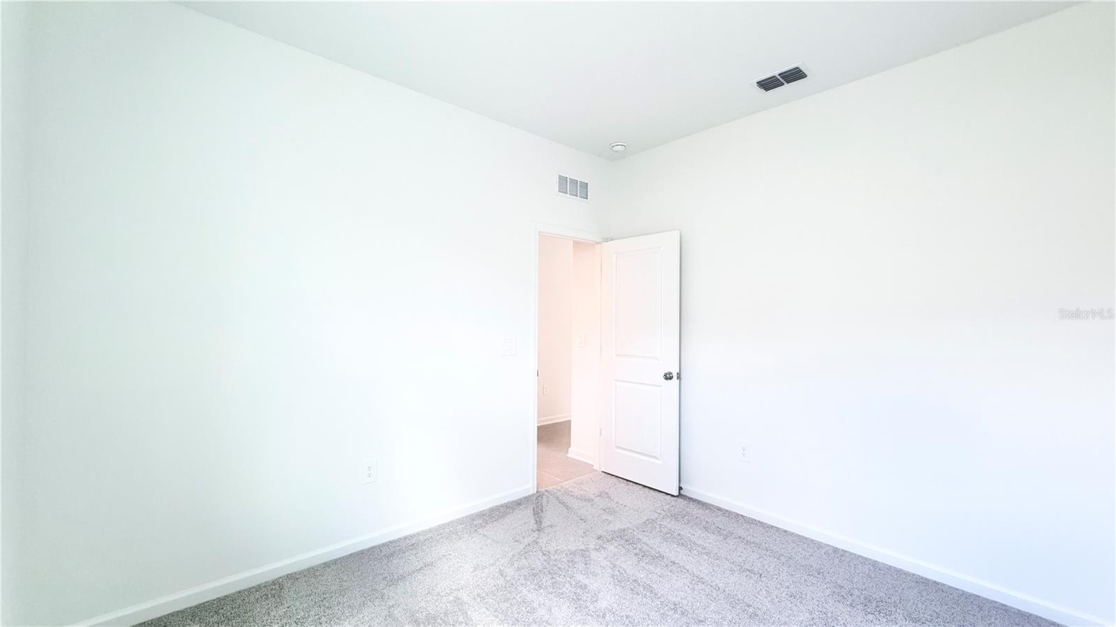 CROSSWINDS 50'S - Residential Lease